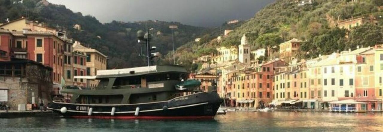 Caro vacanze, in Liguria prezzi choc: focaccia a 30 euro, hotel  inaccessibili. «A Lerici 7mila euro a settimana»