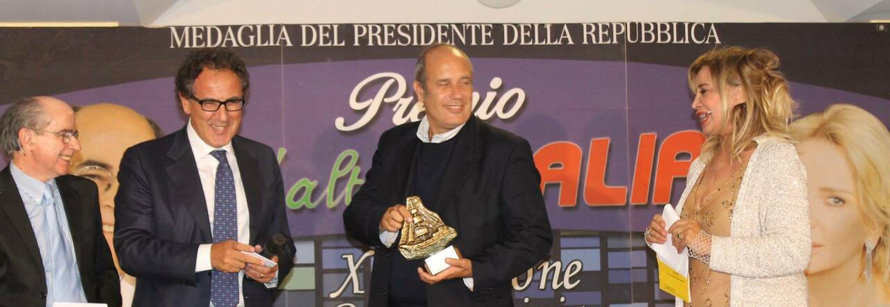 Napoli, torna a Baia Domizia il premio “L'Altra Italia”