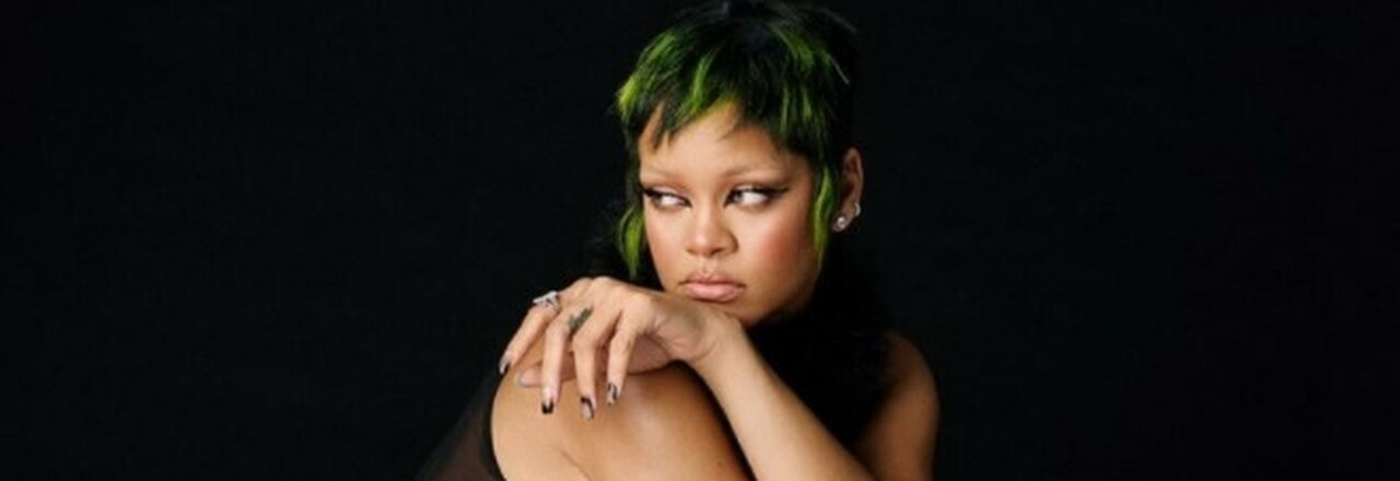 Rihanna è la cantante più ricca al mondo, ma senza musica: miliardaria grazie alla lingerie