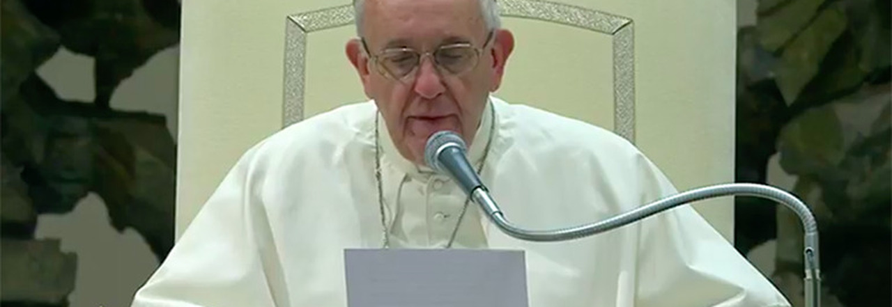 Papa Francesco ai genitori: «Accettate i vostri figli anche se gay». E poi chiede la pace in Ucraina