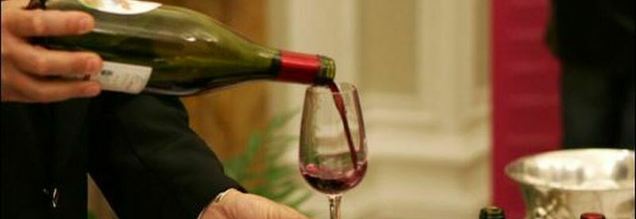 «Il vino nuoce alla salute», via libera Ue alle etichette