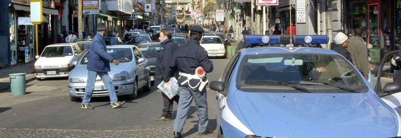 Polizia a piazza Garibaldi