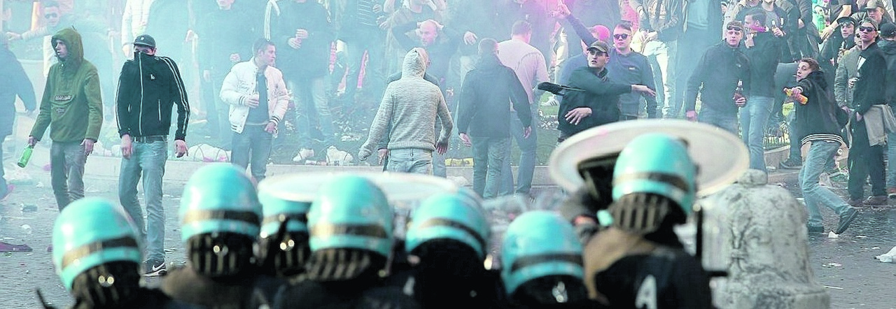 Incubo Feyenoord, torna l allarme ultrà: «Distruggeremo Roma». Gualtieri: «Non fateli arrivare»
