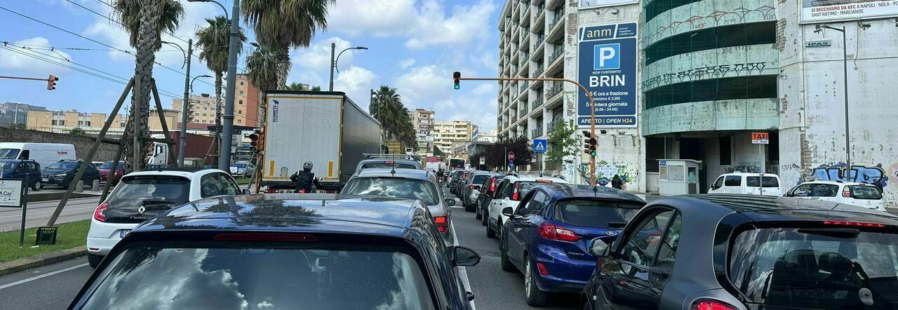 Multe stradali, Napoli in top 10 per sanzioni: Milano conquista il primo posto