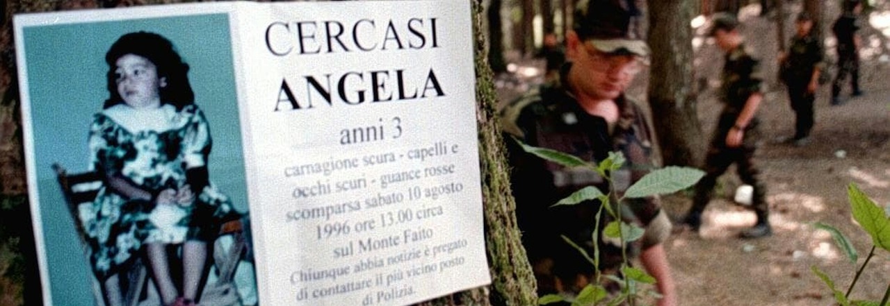 I manifesti all'epoca della scomparsa di Angela Celentano nel 1996