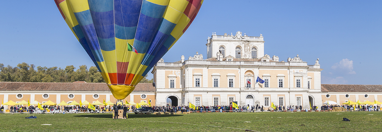 Pasquetta in mongolfiera alla Reggia di Carditello