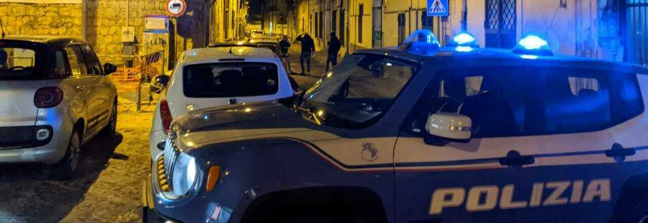 Napoli Stesa Nella Notte A Pianura Recuperati Bossoli In Via Torricelli L Incubo Della Faida