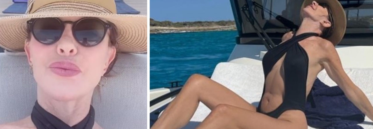 Alba Parietti in bikini a 62 anni: «Per la società sono vecchia. Per me è  una conquista»