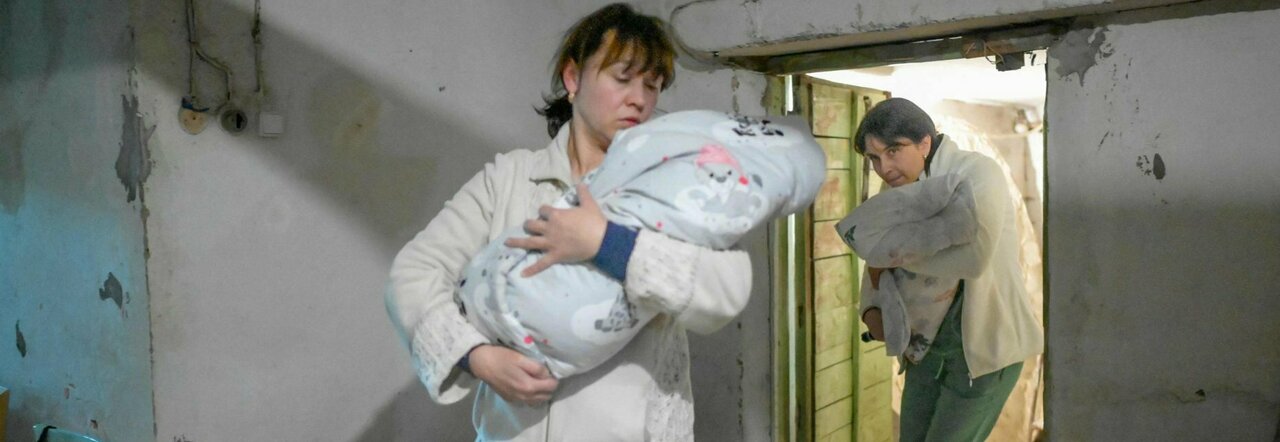 Ucraina, ospedale in ostaggio a Mariupol: nemmeno i malati si salvano. Kiev teme un attacco pesante
