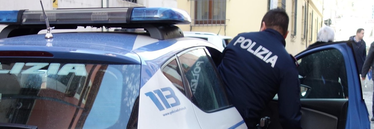Roma, cameriera chiusa in hotel: «Ha cercato di violentarmi»