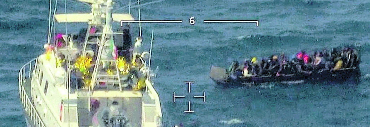 Migranti, un commissario per lo stato di emergenza: al prefetto Valenti poteri speciali