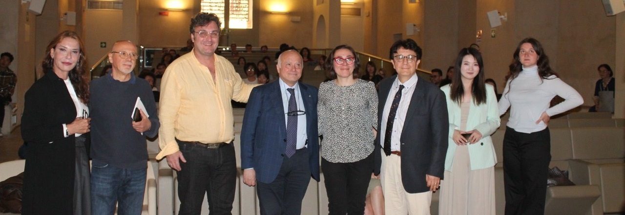 Ludovic Tézier con il direttore del Conservatorio di Benevento Giuseppe Ilario e i docenti del "Nicola Sala" all'auditorium San Vittorino