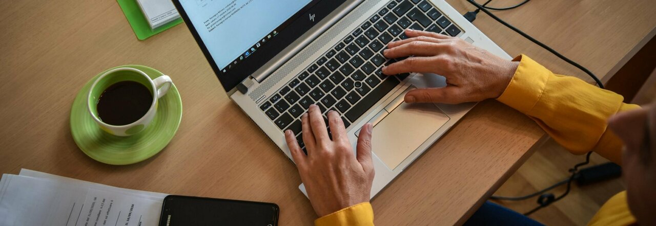 Smart working, senza tutela i genitori con figli under 14. La normativa è da riscrivere