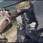 Crolla ponte tra Toscana e Liguria, due furgoni coinvolti: due feriti