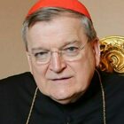 Raymond Burke, il cardinale ricoverato per Covid non è più attaccato al ventilatore: «Sia lodato Gesù Cristo»