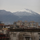 Maltempo, Vesuvio imbiancato. Neve anche in Sardegna