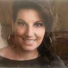 Uccisa a coltellate da uno squilibrato mentre prende il sole a Treviso, Elisa aveva 35 anni