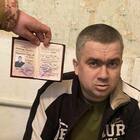Olegovich, il super colonnello spia di Putin catturato in calze e mutande dai soldati ucraini