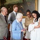 Royal baby, il look di Meghan Markle per le prime foto costa migliaia di euro