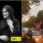 Mahsa Amini, 5 morti nelle proteste per la 22enne picchiata a morte dalla polizia in Iran perché una ciocca di capelli era sfuggita al velo
