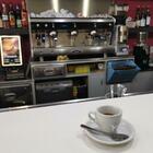 Sale il prezzo del caffè, in provincia di Frosinone la tazzina fino a 1,20 euro: i bar che ancora resistono tra i 70 e i 90 centesimi