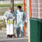 Coronavirus, 16 vittime a Pavia in una casa di riposo: ma nessun tampone post mortem
