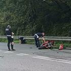 Perugia, con la moto contro un'auto: gravissimo moldavo di 29 anni lungo la Trasimeno Ovest