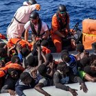 Yemen, l'Oim: scafista ha costretto profughi a gettarsi in mare: 50 morti