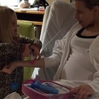 Usa, 30enne incinta scopre di avere un tumore: mette alla luce il figlio prematuro e muore dopo tre giorni