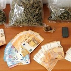 Milano, sequestro record di droga: 570 chili di hashish e 2 di cocaina. Due arresti, dosi sotto il tappetino dell'auto