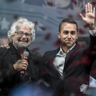 immagine Beppe Grillo copre Di Maio: ok al terzo mandato. «Fronte repubblicano»