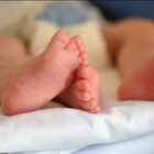 Meningite fulminante, morto un bimbo di 15 mesi: il piccolo Christian in ospedale con la febbre alta, poi la tragedia