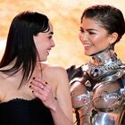 Zendaya e l'abito-robot durante la première di Dune 2: «Stavo per svenire»
