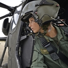 Pamela, unica a pilotare l’elicottero Mangusta: «Io, top gun e mamma combatto senza paura»