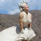 Marilyn Monroe, la statua è «offensiva e richiama l'upskirting»: cos'è la molestia sessuale per cui si lamentano i residenti