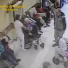 Abusi e botte agli anziani: ospizio lager a Catanzaro, due arresti e 16 indagati
