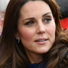 Kate, «Re Carlo ha fatto parlare dell'operazione per proteggere la nuora: ha subito un intervento "importante"»