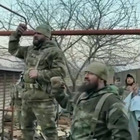 Ucraina, i miliziani ceceni hanno preso un'acciaieria a Mariupol. In un video gridano: «Allah Akbar»
