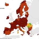 Covid Europa, la stretta per Natale: in Irlanda coprifuoco dalle 20, Olanda in "lockdown parziale", in Francia Green pass solo ai vaccinati