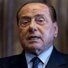 Berlusconi al telefono interviene a un comizio Fi ad Aosta: «Lotto per uscire da infernale malattia»