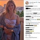 «Con 5 mila euro ti rifai le zin...»: Chiara Ferragni s'infuria su Instagram con chi la offende per il seno