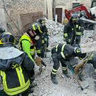 Operai sepolti dalle macerie, sono i primi due morti della ricostruzione post terremoto