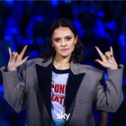 X Factor 2022, Francesca Michielin show: «So come ci si sente». Poi l'omaggio a Simona Ventura