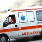 Volontarie Croce Rossa negazioniste rifiutano il vaccino, "cacciate" dalle ambulanze
