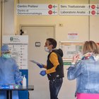 Coronavirus, il virologo Pregliasco: «Dati confortanti, condizioni favorevoli per la Fase 2. Milano e Brescia in ritardo»