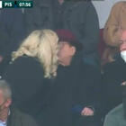 Silvio Berlusconi e Marta Fascina, il bacio allo stadio