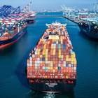 Shanghai, il lockdown ferma le fabbriche in Usa e Ue: 400 navi cargo in attesa al porto