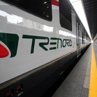 Treno finisce contro un segnale, ritardi e cancellazioni: caos sulle linee Torino-Roma e Torino-Venezia