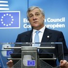 Tajani: «Si può fare governo di centrodestra di minoranza»