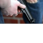 immagine Napoli, Piscinola: arrestato a 20 anni con la pistola sotto il sedile della Smart